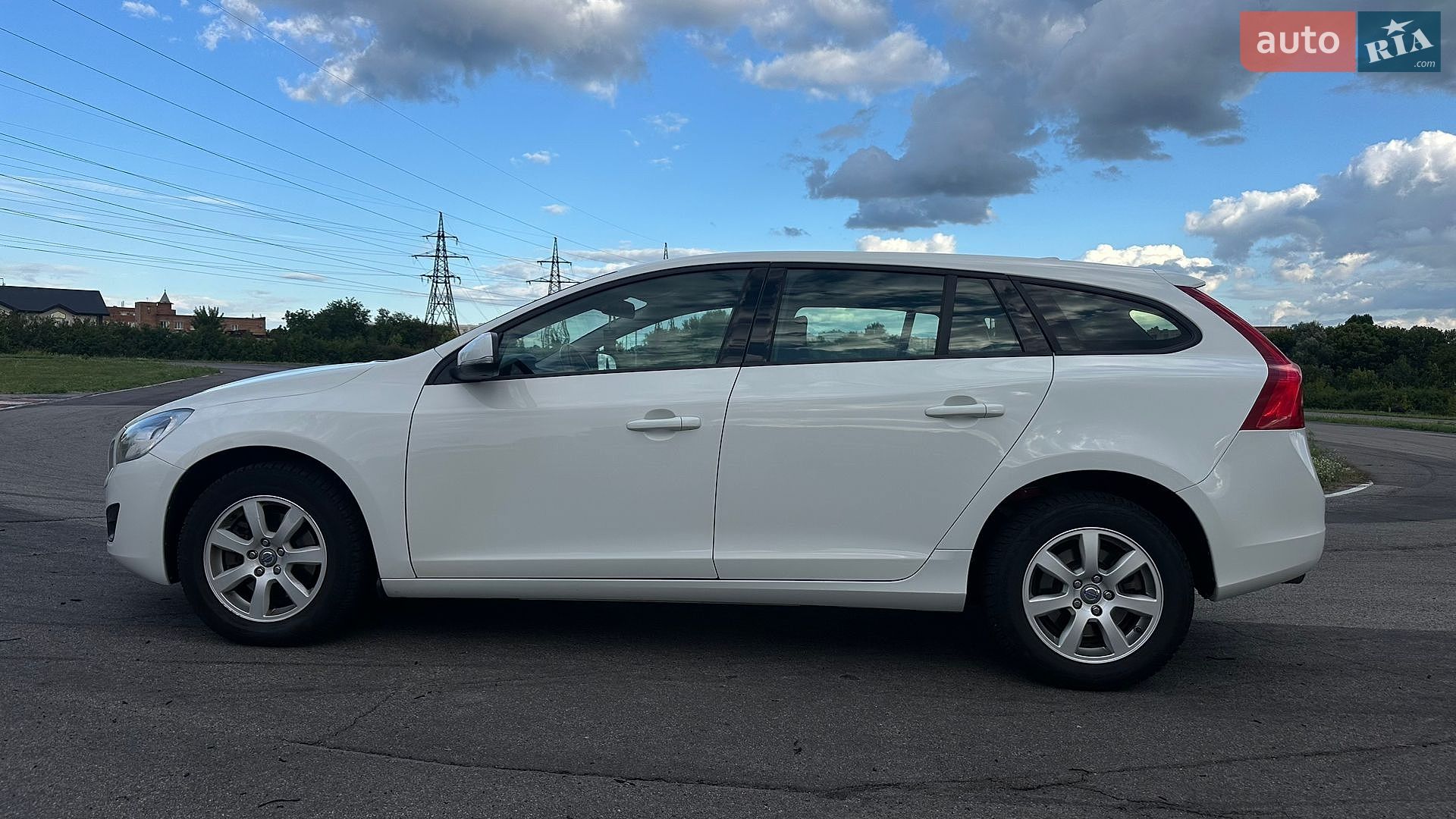 Volvo V60 2012 VIN YV1FW84ABD1134476 фото оголошення 5 з 38
