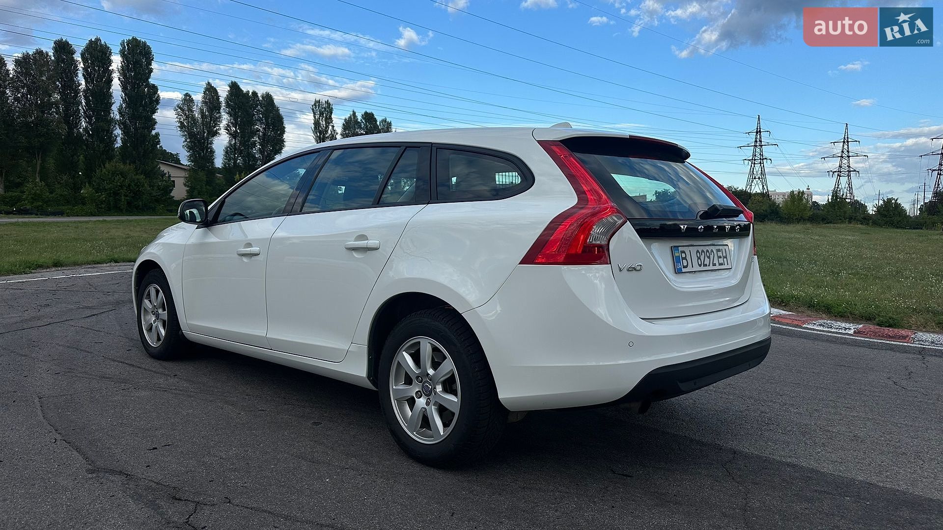 Volvo V60 2012 VIN YV1FW84ABD1134476 фото оголошення 6 з 38