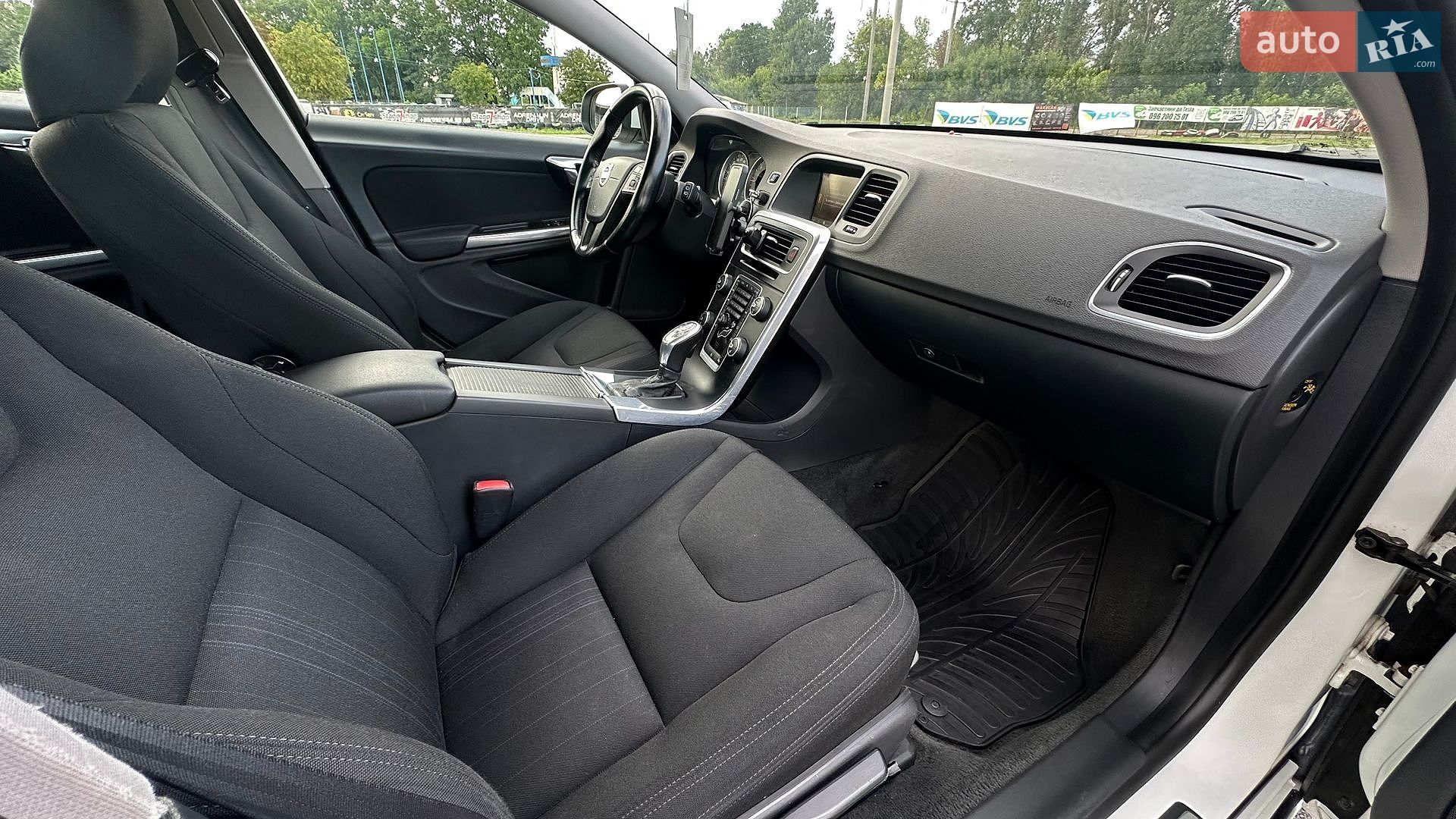 Volvo V60 2012 VIN YV1FW84ABD1134476 фото оголошення 23 з 38