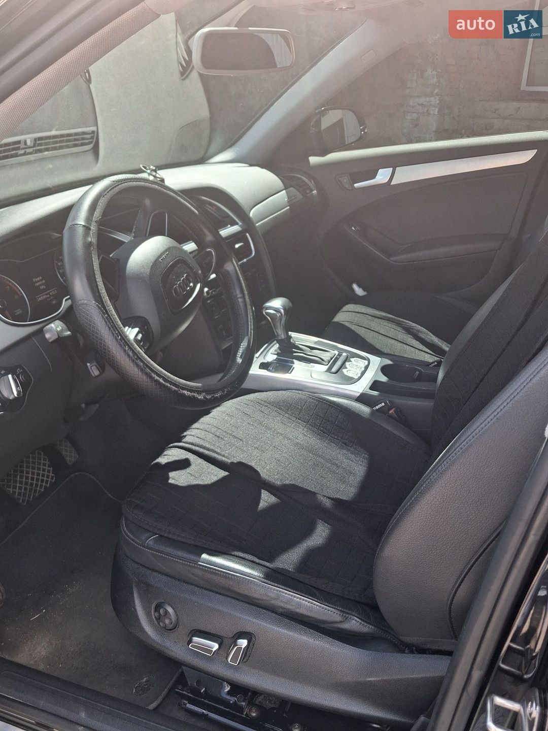 Audi A4 2013 VIN WAUBFAFL7DN049216 фото оголошення 11 з 16