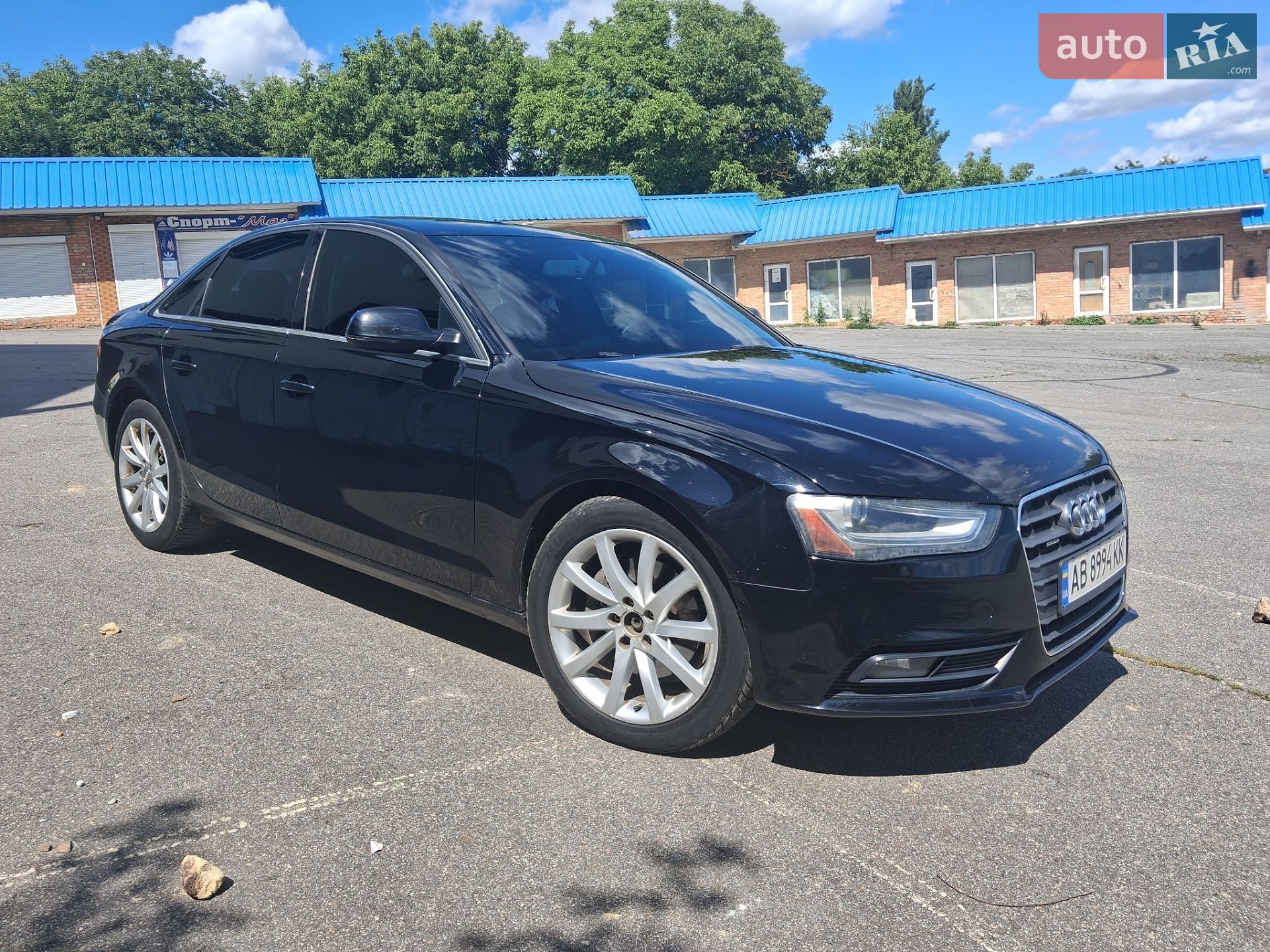 Audi A4 2013 VIN WAUBFAFL7DN049216 фото оголошення 2 з 16