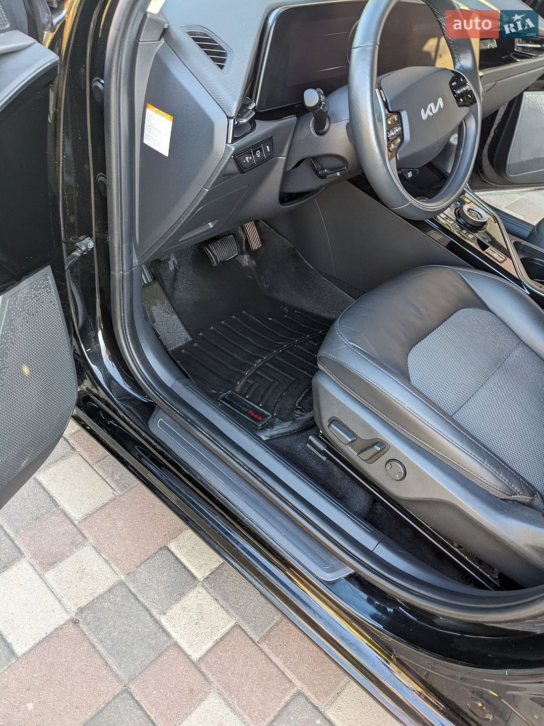 Kia Niro 2023 VIN KNDCR3L13P5013654 фото оголошення 6 з 58