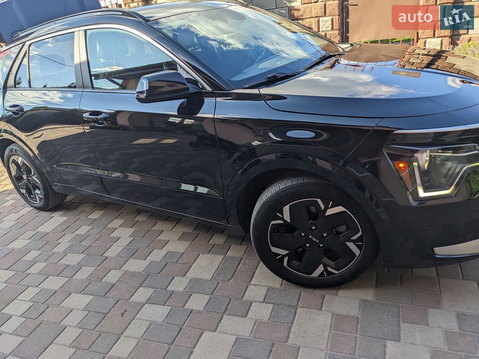 Kia Niro 2023 VIN KNDCR3L13P5013654 фото оголошення 14 з 58