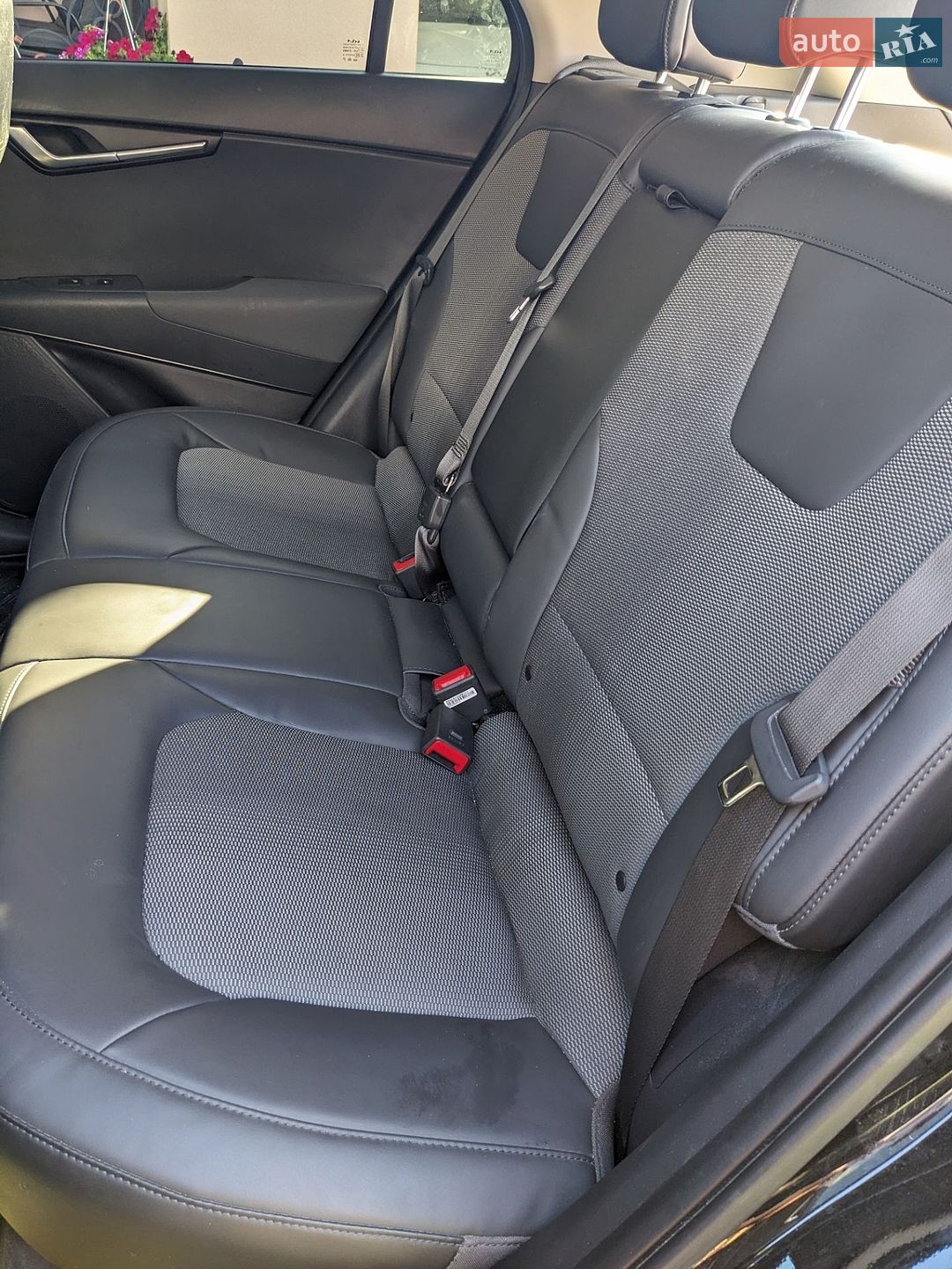 Kia Niro 2023 VIN KNDCR3L13P5013654 фото оголошення 30 з 58
