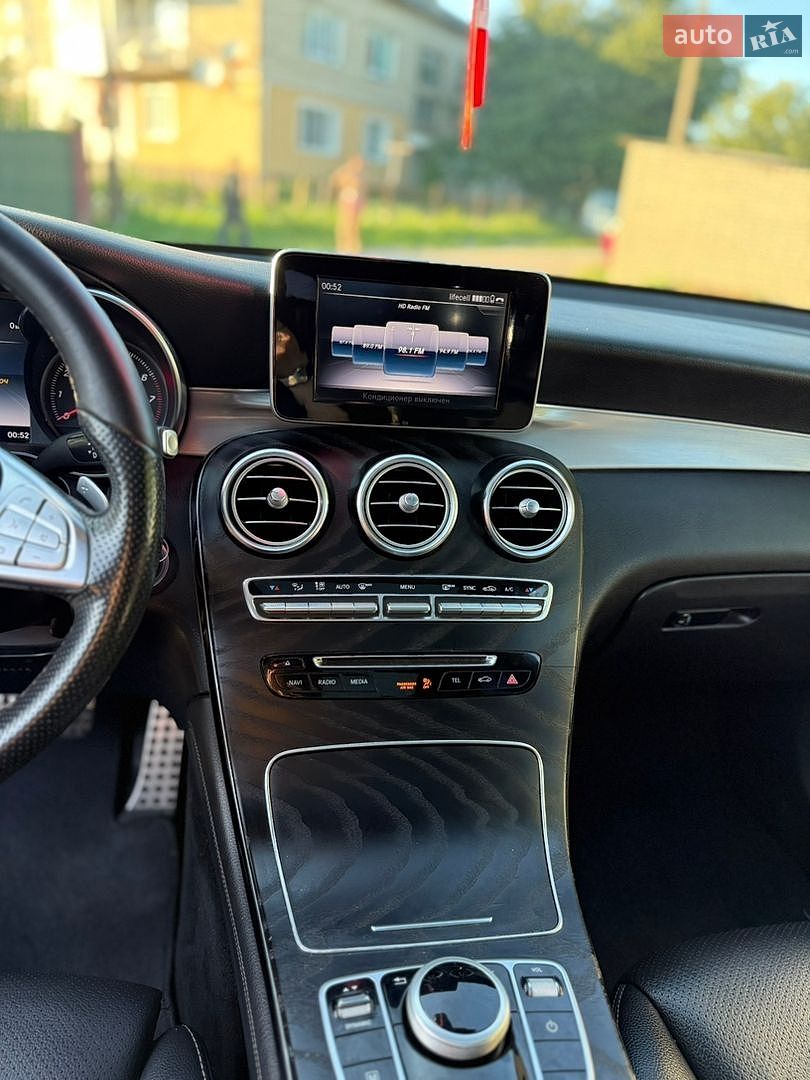 Mercedes-Benz GLC-Class 2019 VIN WDC0G4JB2KV125584 фото оголошення 11 з 18