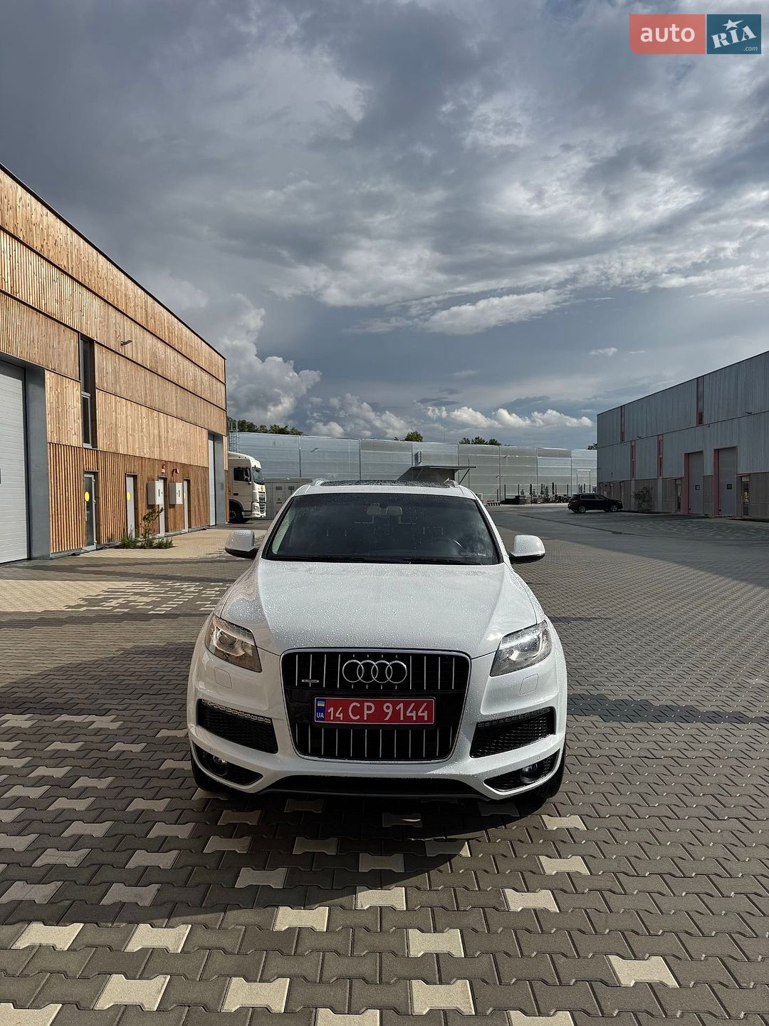 Audi Q7 2014 VIN WA1LMAFE3ED018223 фото оголошення 5 з 23