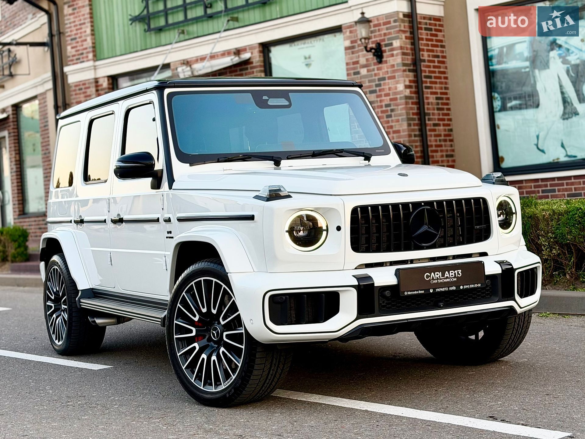 Mercedes-Benz G-Class 2025 VIN W1NWH5AB3SX053892 фото оголошення 5 з 106