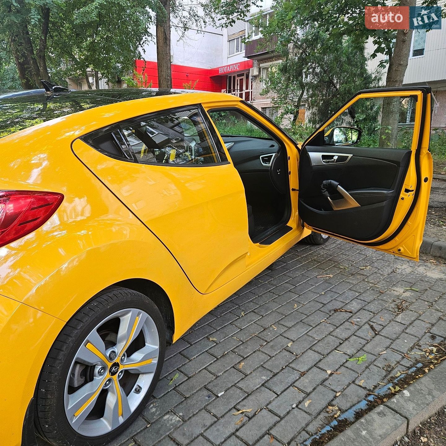 Hyundai Veloster 2012 VIN KMHTC61CBCU056489 фото оголошення 4 з 24