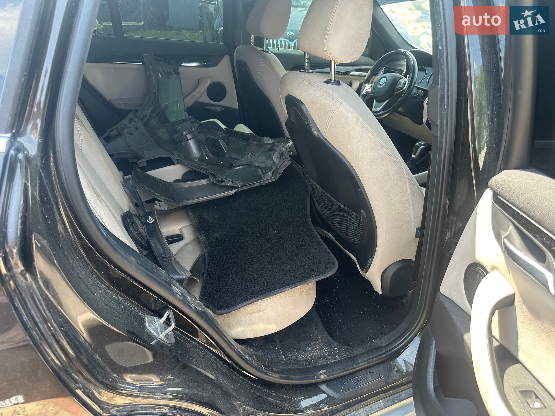 BMW X1 2018 VIN WBXHU7C54K3H44263 фото оголошення 8 з 12
