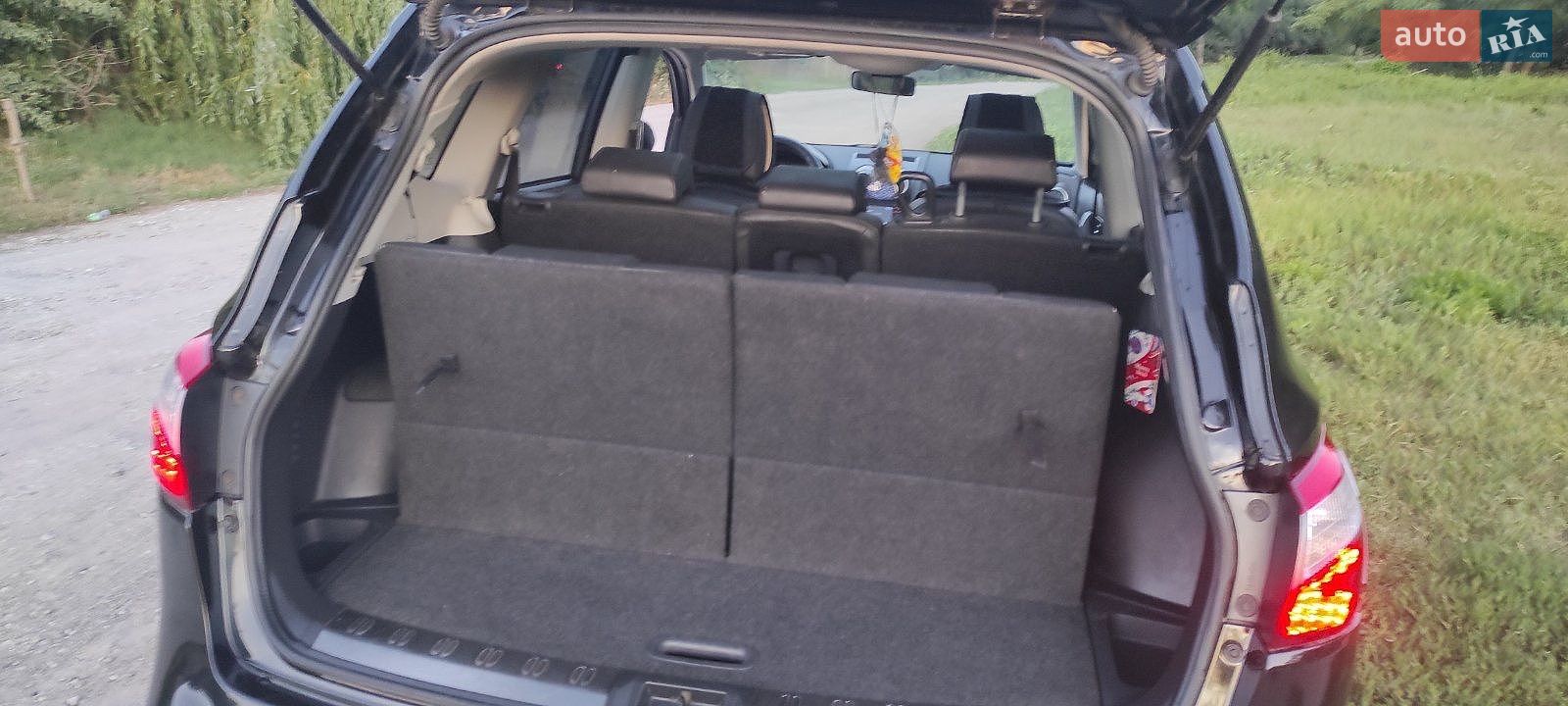 Nissan Qashqai+2 2011 VIN SJNJCAJ10U7050738 фото оголошення 12 з 16