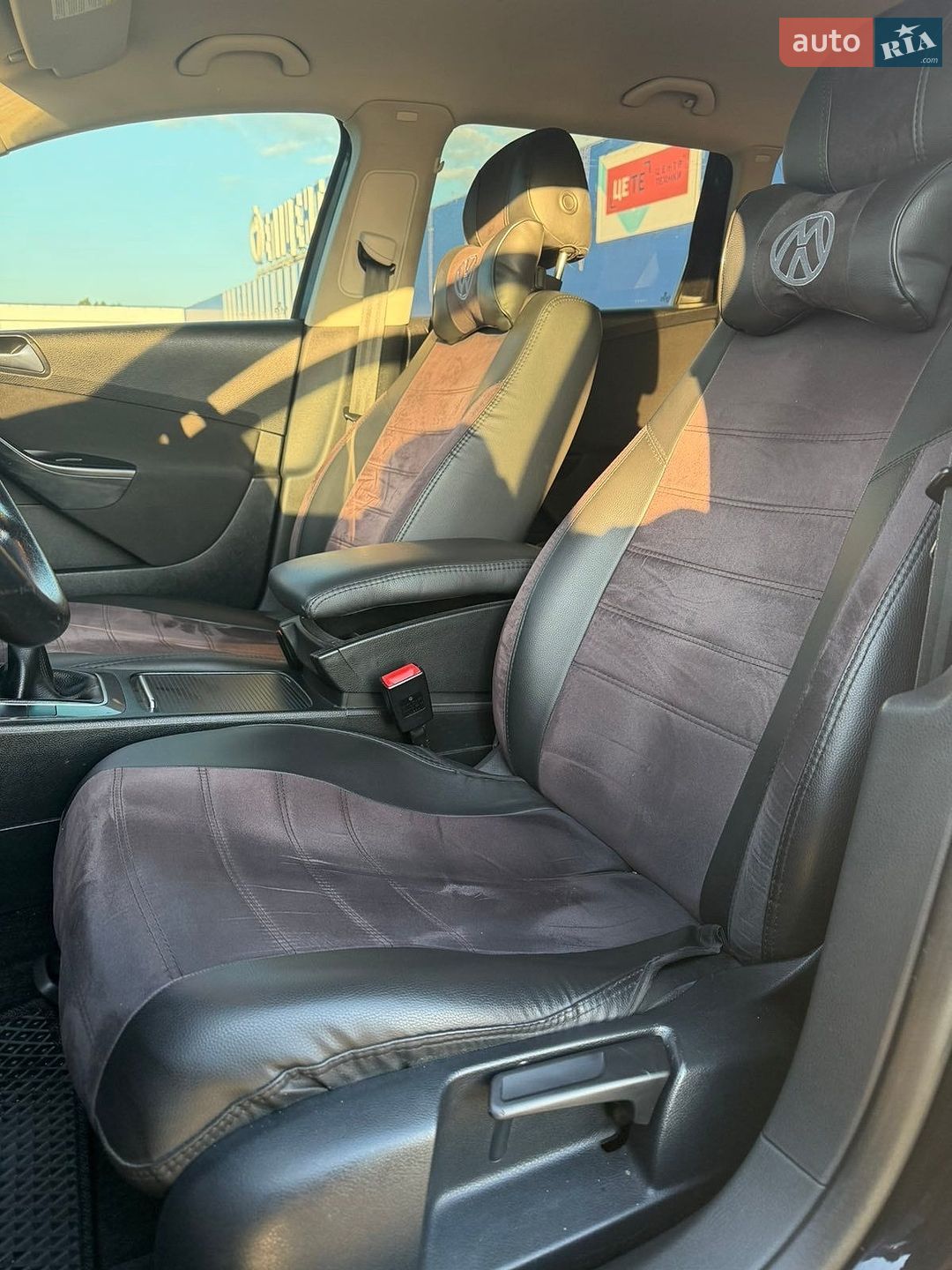 Volkswagen Passat 2010 VIN WVWZZZ3CZAE198200 фото оголошення 7 з 19