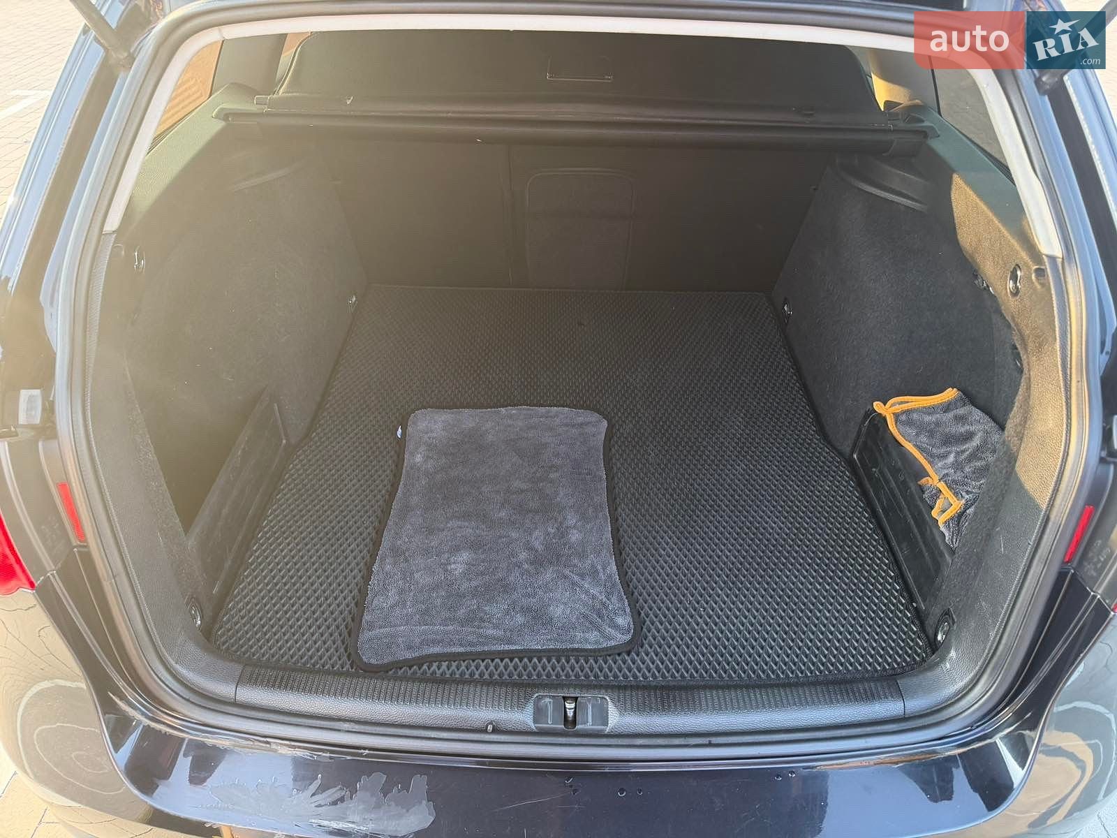 Volkswagen Passat 2010 VIN WVWZZZ3CZAE198200 фото оголошення 5 з 19