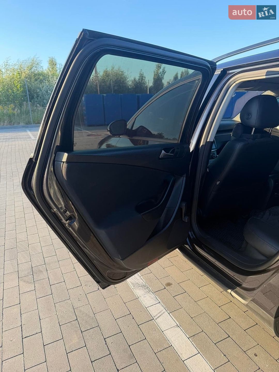 Volkswagen Passat 2010 VIN WVWZZZ3CZAE198200 фото оголошення 16 з 19