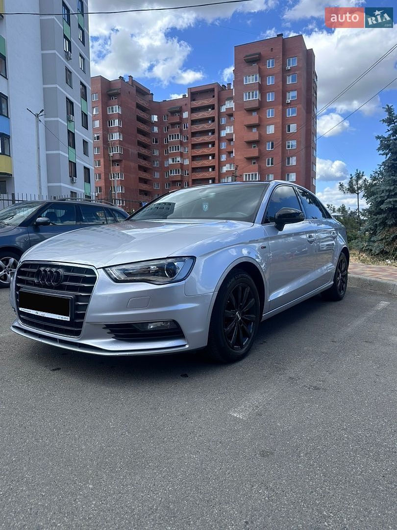 Audi A3 2015 VIN WAUZZZ8V5G1044692 фото оголошення 3 з 15