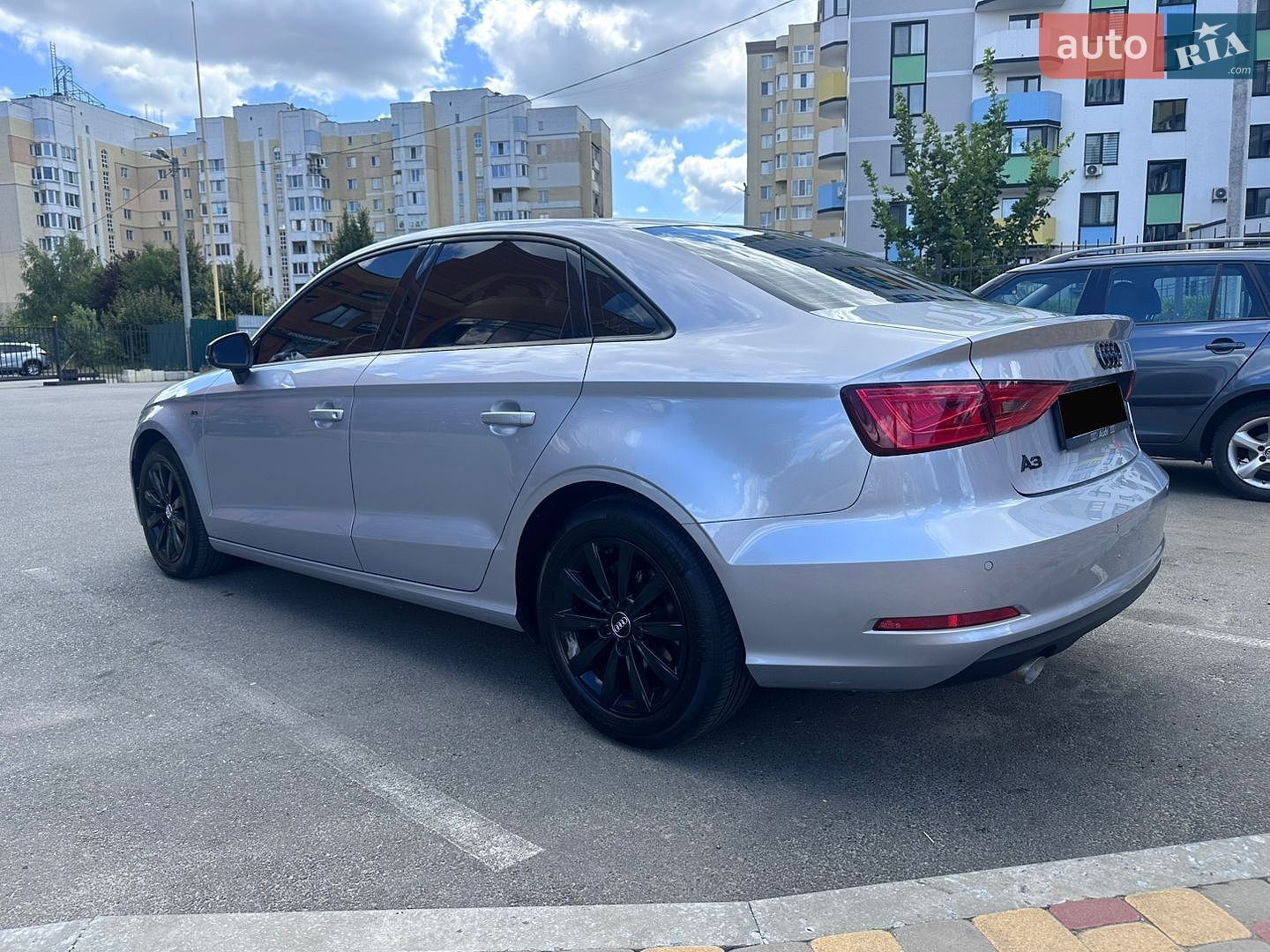 Audi A3 2015 VIN WAUZZZ8V5G1044692 фото оголошення 5 з 15