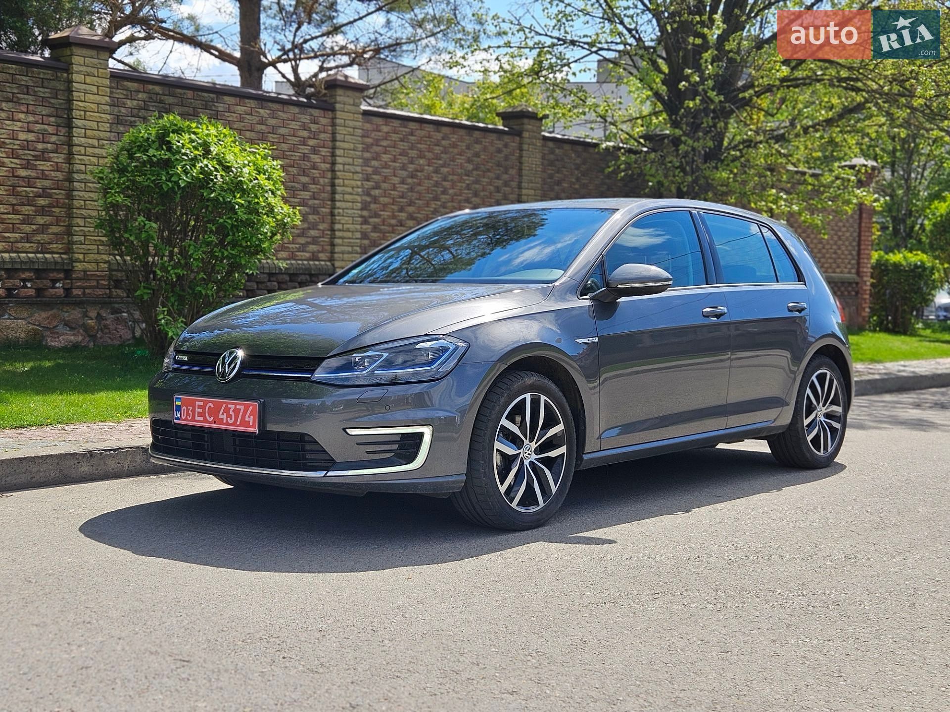 Volkswagen e-Golf 2020 VIN WVWZZZAUZL8908814 фото оголошення 3 з 27