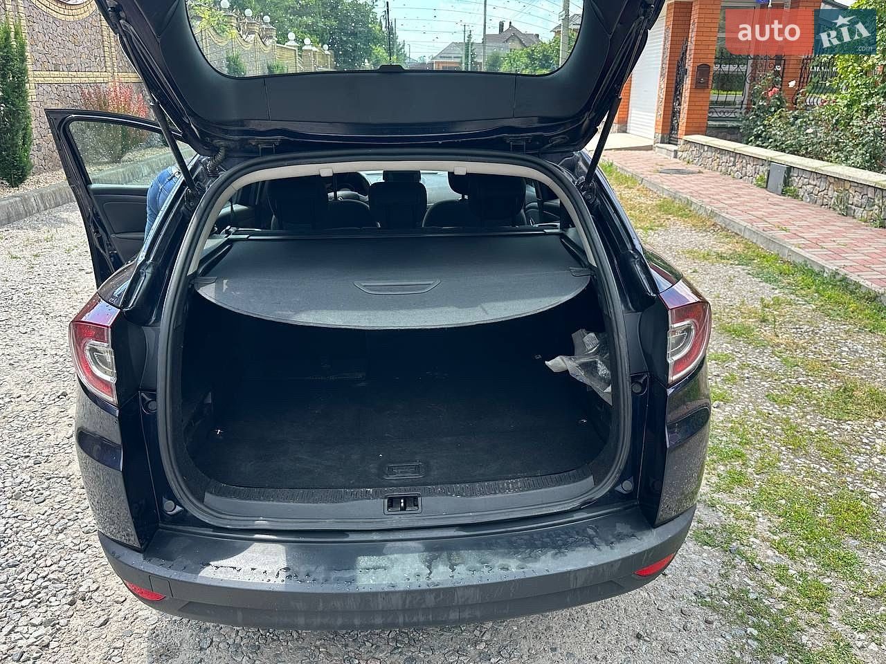 Renault Megane 2011 VIN VF1KZ1A0544315252 фото оголошення 11 з 12