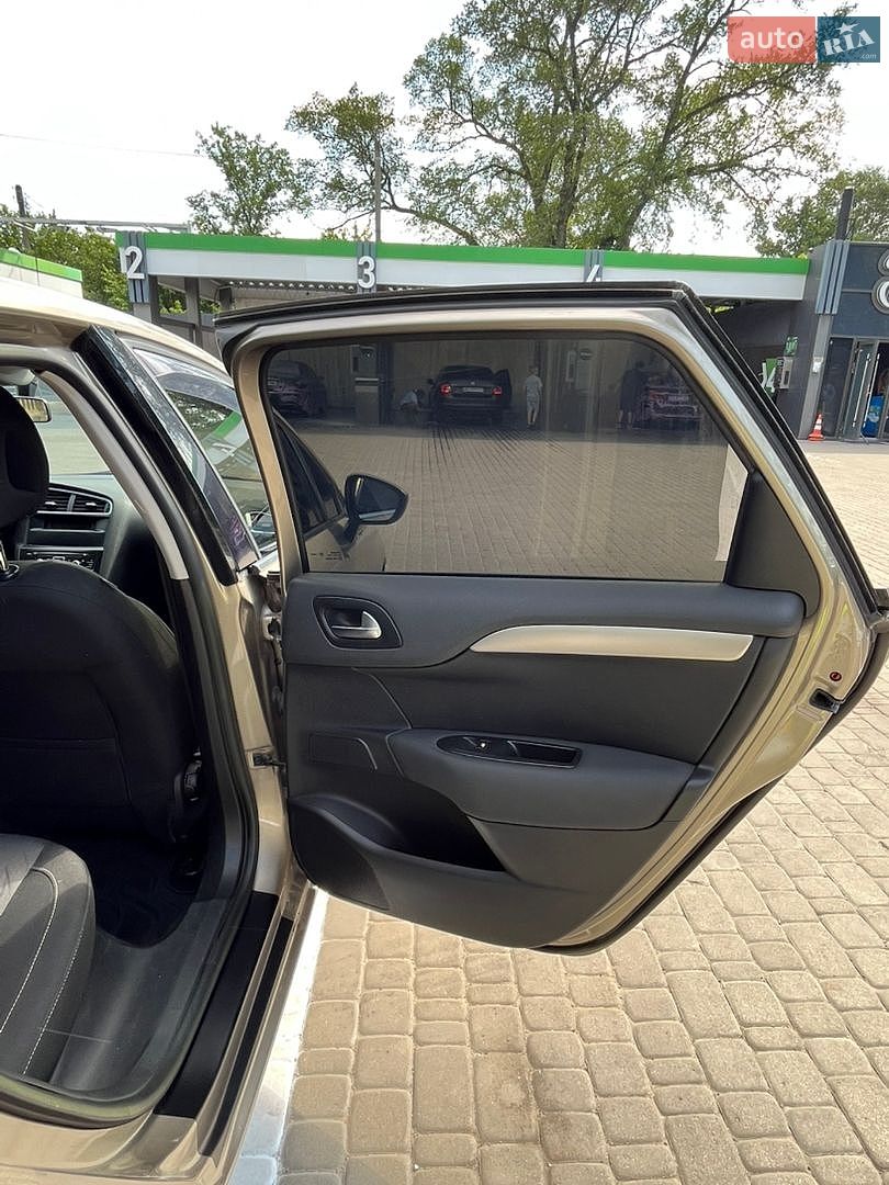 Citroen C4 2013 VIN VF7NC9HJCDY601056 фото оголошення 17 з 27