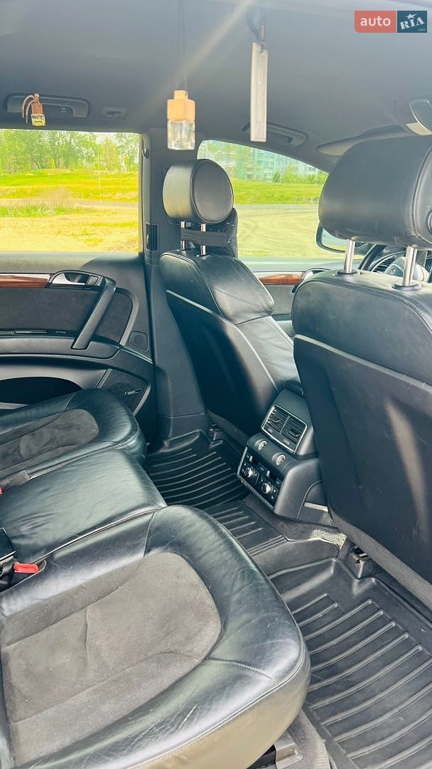 Audi Q7 2007 VIN WAUZZZ4L27D002256 фото оголошення 5 з 8