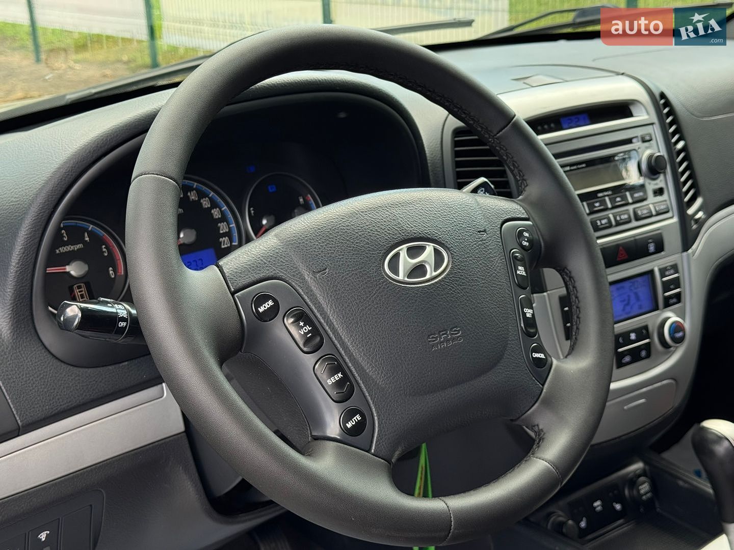 Hyundai Santa FE 2006 VIN KMHSH81WP7U120695 фото оголошення 17 з 44