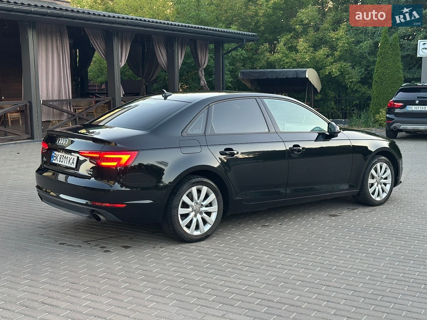 Audi A4 2016 VIN WAUANAF48HN015718 фото оголошення 7 з 60