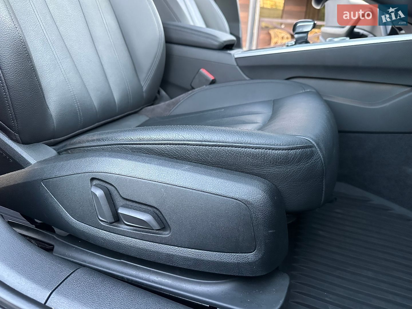 Audi A4 2016 VIN WAUANAF48HN015718 фото оголошення 21 з 60