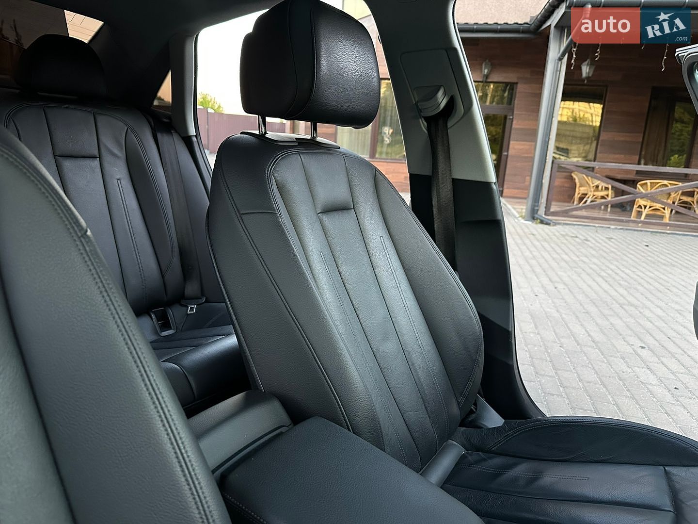 Audi A4 2016 VIN WAUANAF48HN015718 фото оголошення 30 з 60