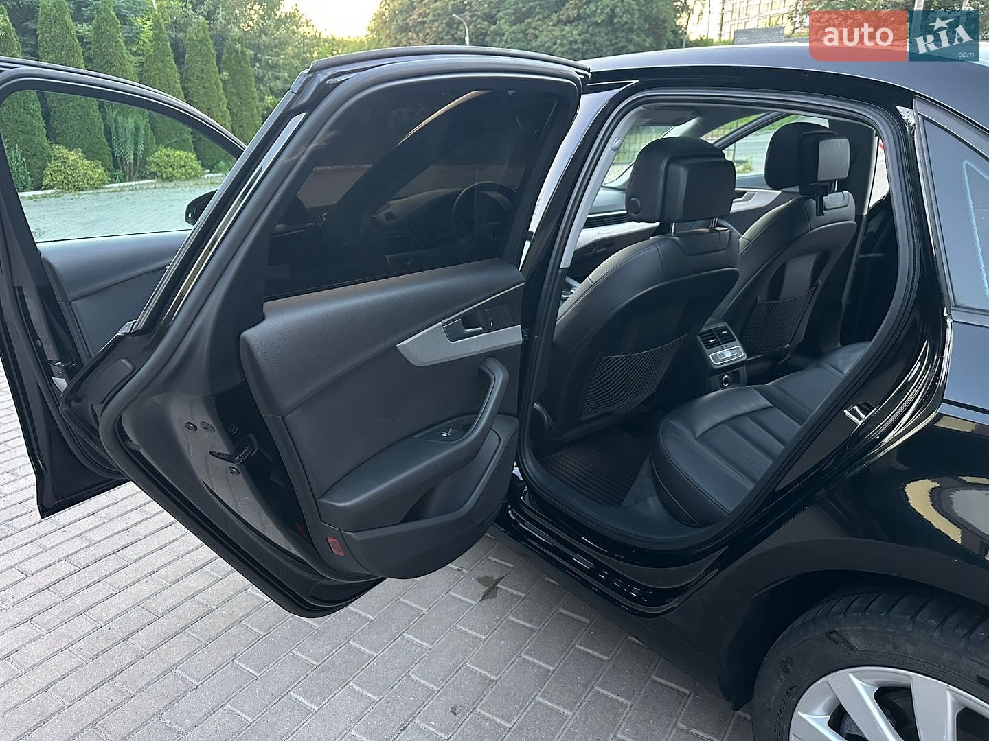 Audi A4 2016 VIN WAUANAF48HN015718 фото оголошення 40 з 60