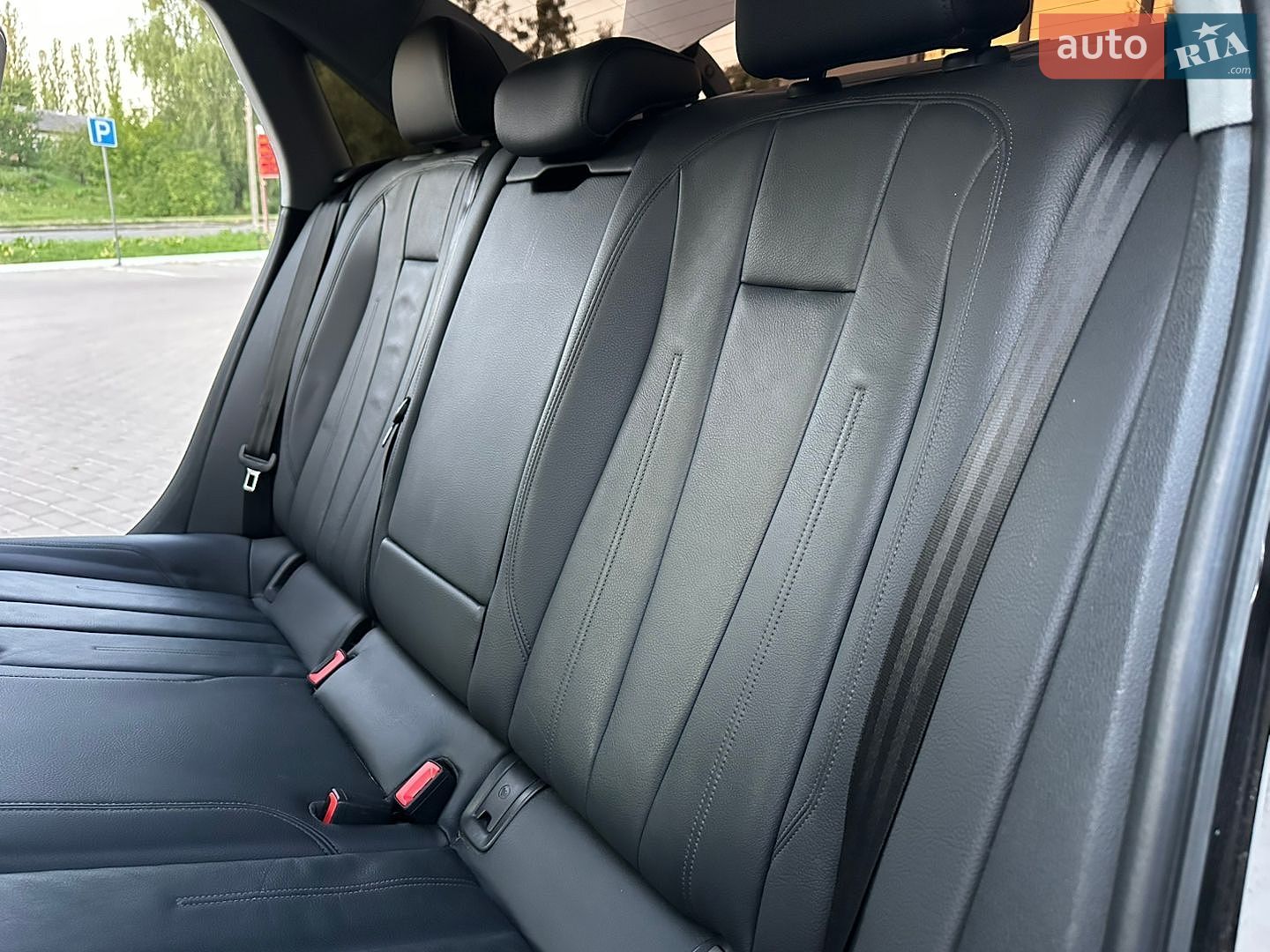 Audi A4 2016 VIN WAUANAF48HN015718 фото оголошення 42 з 60