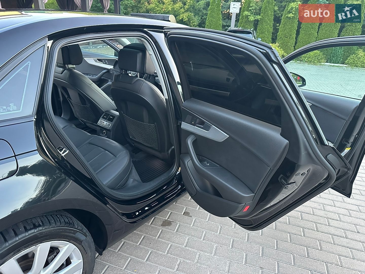 Audi A4 2016 VIN WAUANAF48HN015718 фото оголошення 47 з 60