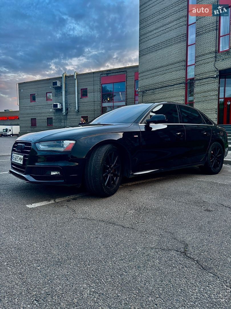 Audi A4 2014 VIN WAUEFAFL8FA070986 фото оголошення 3 з 21