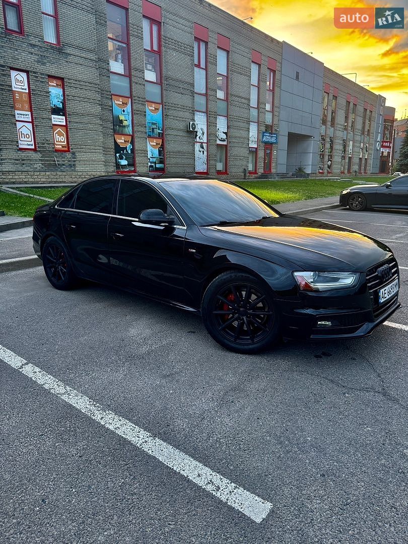 Audi A4 2014 VIN WAUEFAFL8FA070986 фото оголошення 7 з 21