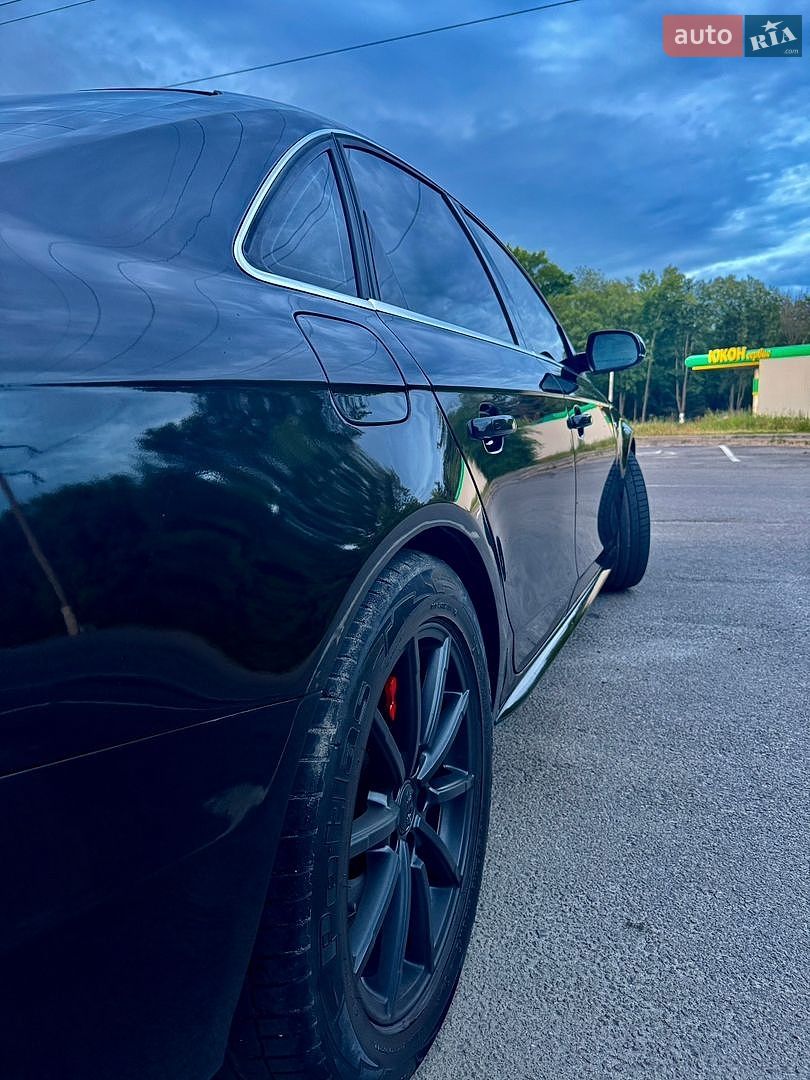 Audi A4 2014 VIN WAUEFAFL8FA070986 фото оголошення 8 з 21