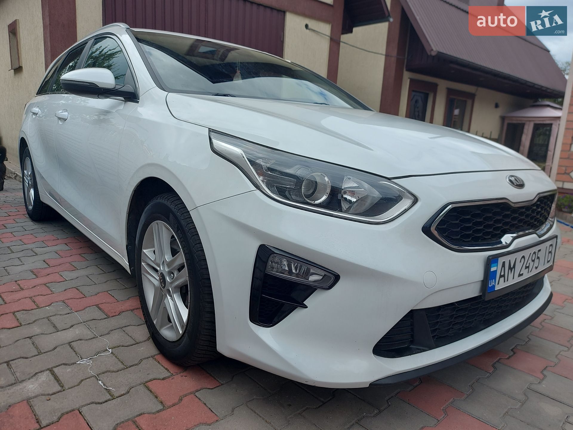 Kia Ceed 2021 VIN U5YH5819AML085838 фото оголошення 3 з 84
