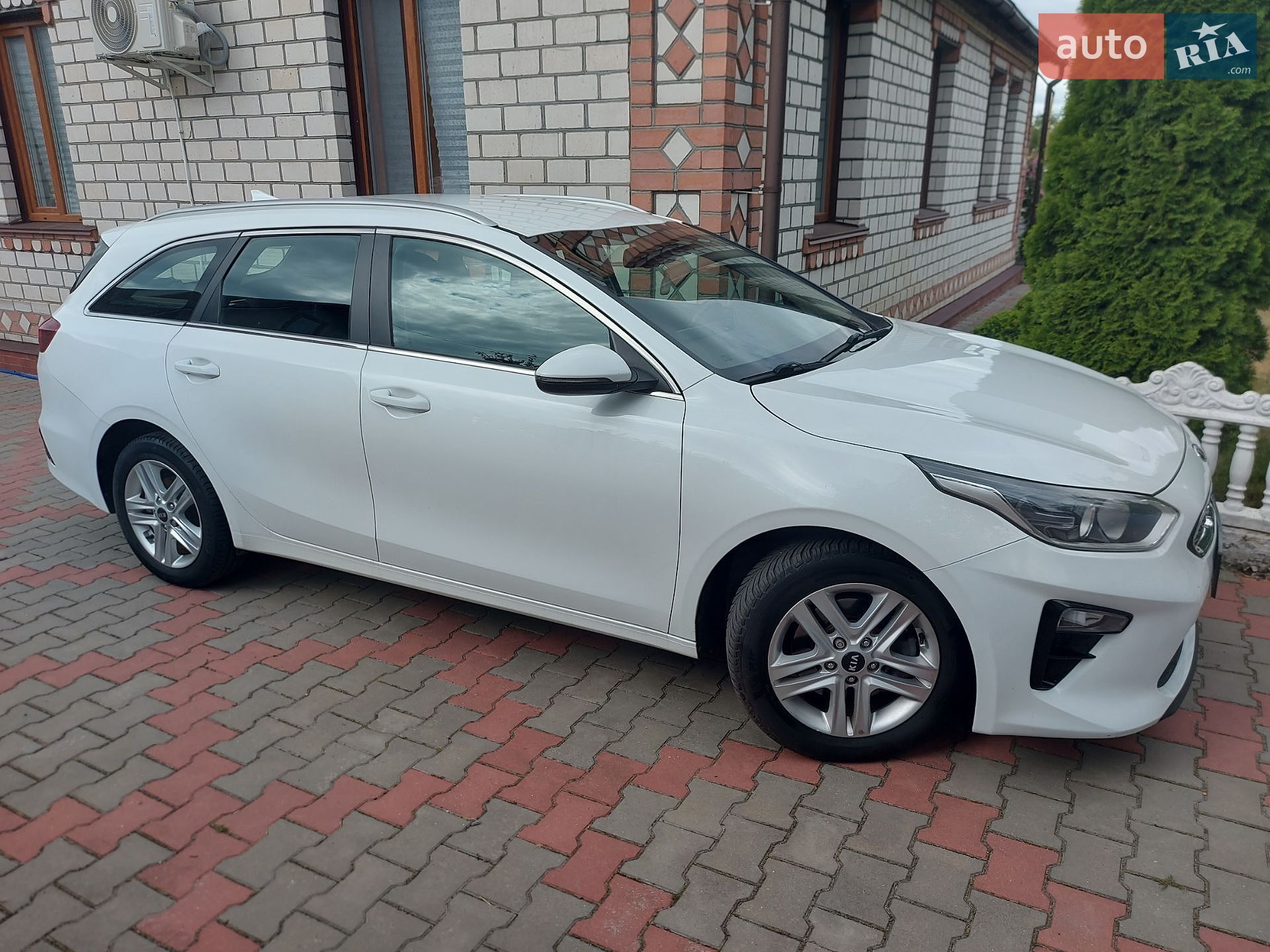 Kia Ceed 2021 VIN U5YH5819AML085838 фото оголошення 10 з 84