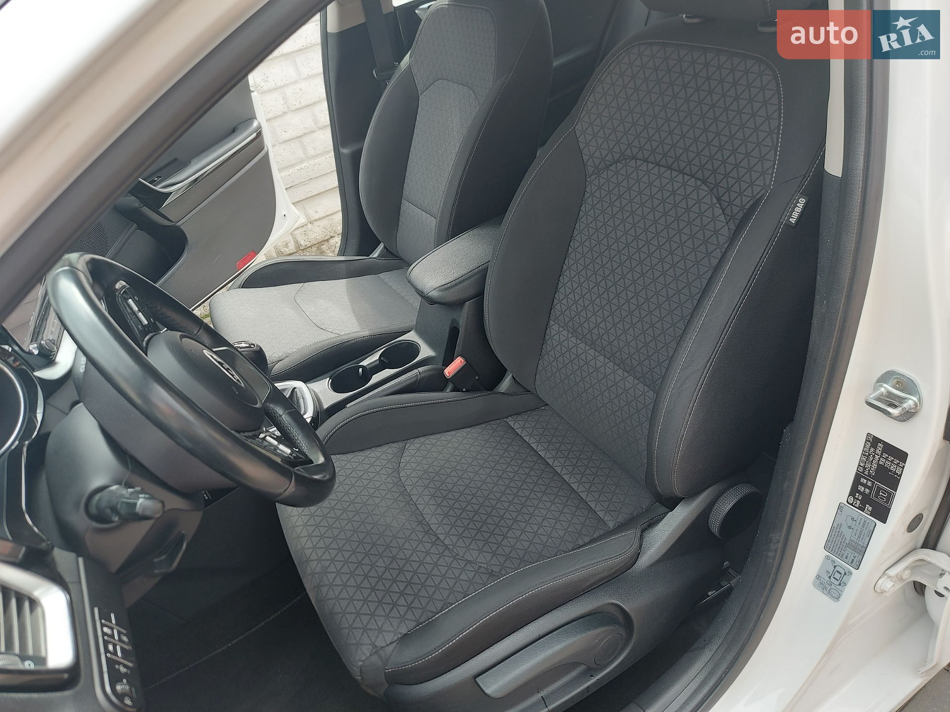 Kia Ceed 2021 VIN U5YH5819AML085838 фото оголошення 13 з 84
