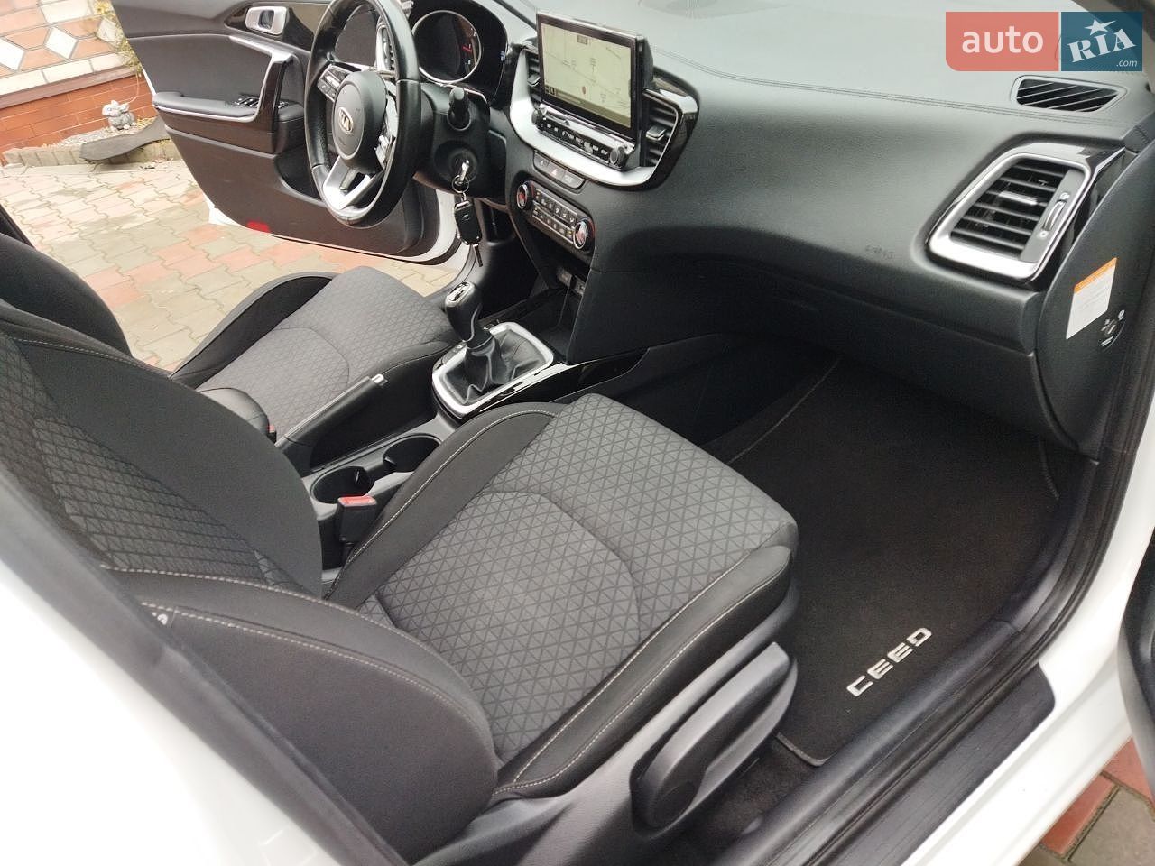Kia Ceed 2021 VIN U5YH5819AML085838 фото оголошення 21 з 84