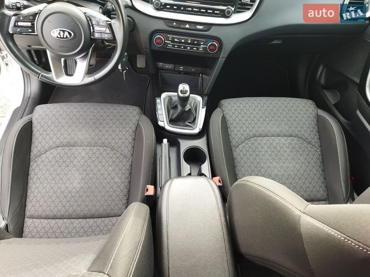 Kia Ceed 2021 VIN U5YH5819AML085838 фото оголошення 22 з 84