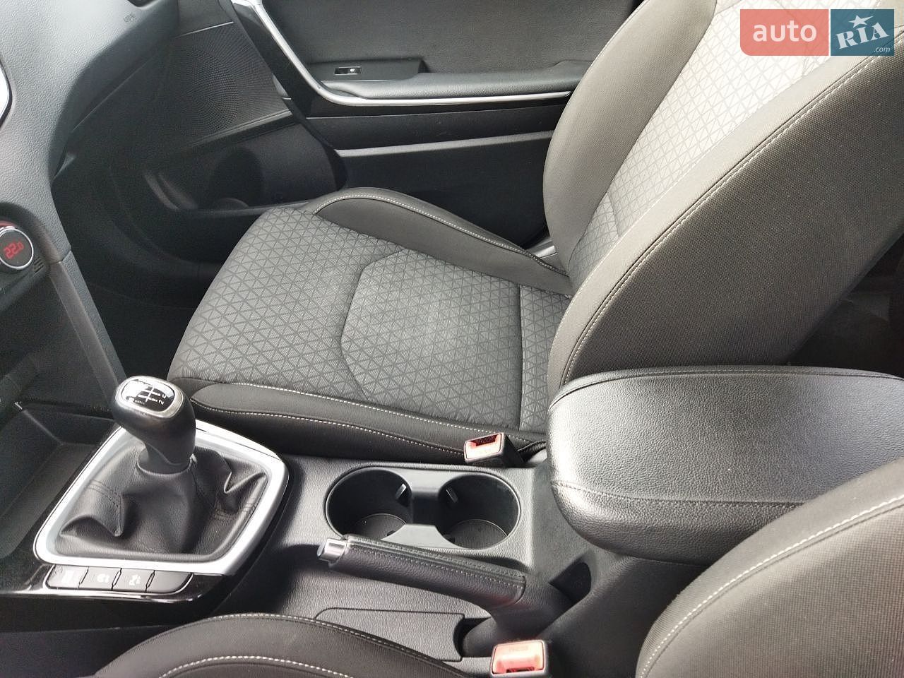 Kia Ceed 2021 VIN U5YH5819AML085838 фото оголошення 40 з 84