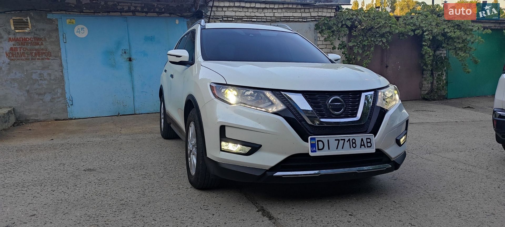Nissan Rogue 2019 VIN KNMAT2MT2KP544697 фото оголошення 48 з 51