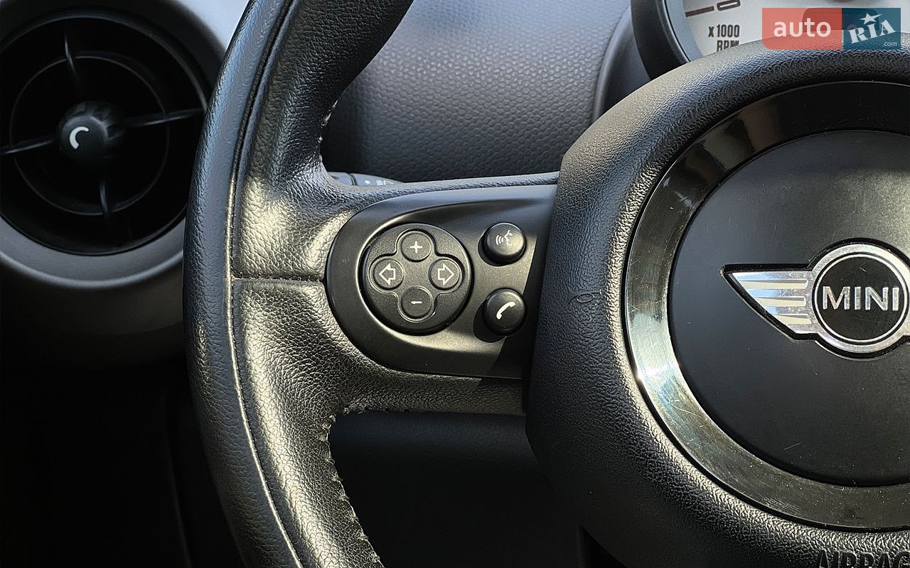 MINI Cooper 2012 VIN WMWZB3C5XCWM03458 фото оголошення 11 з 24