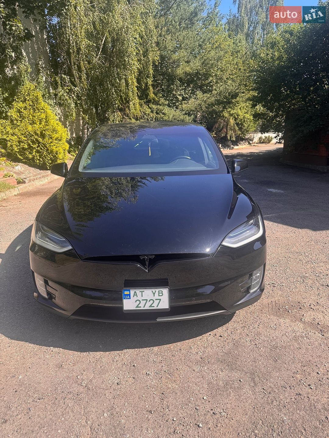Tesla Model X 2019 VIN 5YJXCBE22KF187614 фото оголошення 2 з 12