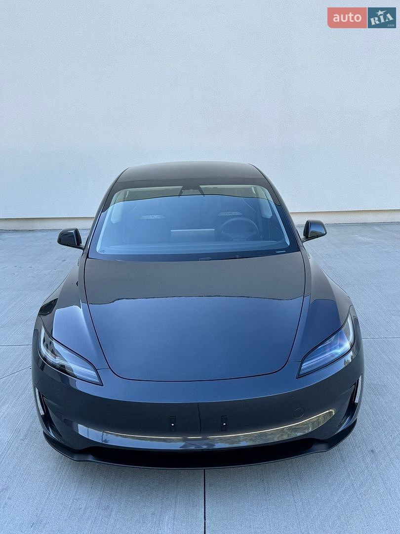 Tesla Model 3 2024 VIN 5YJ3E1ET6RF787428 фото оголошення 3 з 61