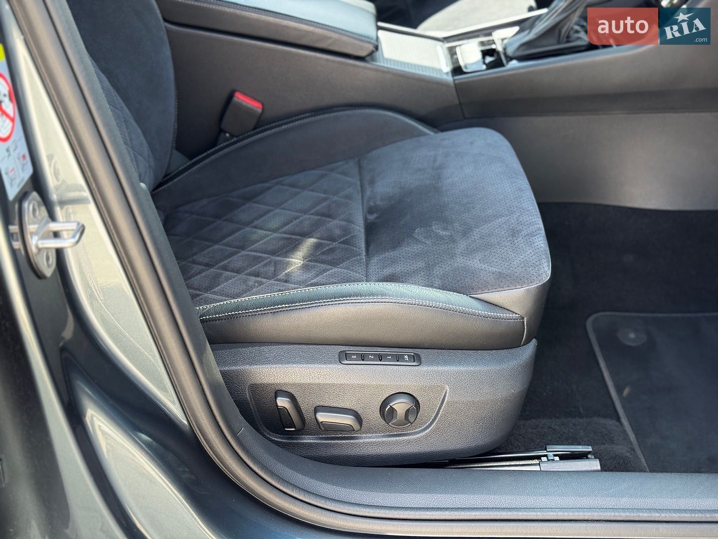 Skoda Superb 2018 VIN TMBCJ7NP8K7020161 фото оголошення 33 з 41