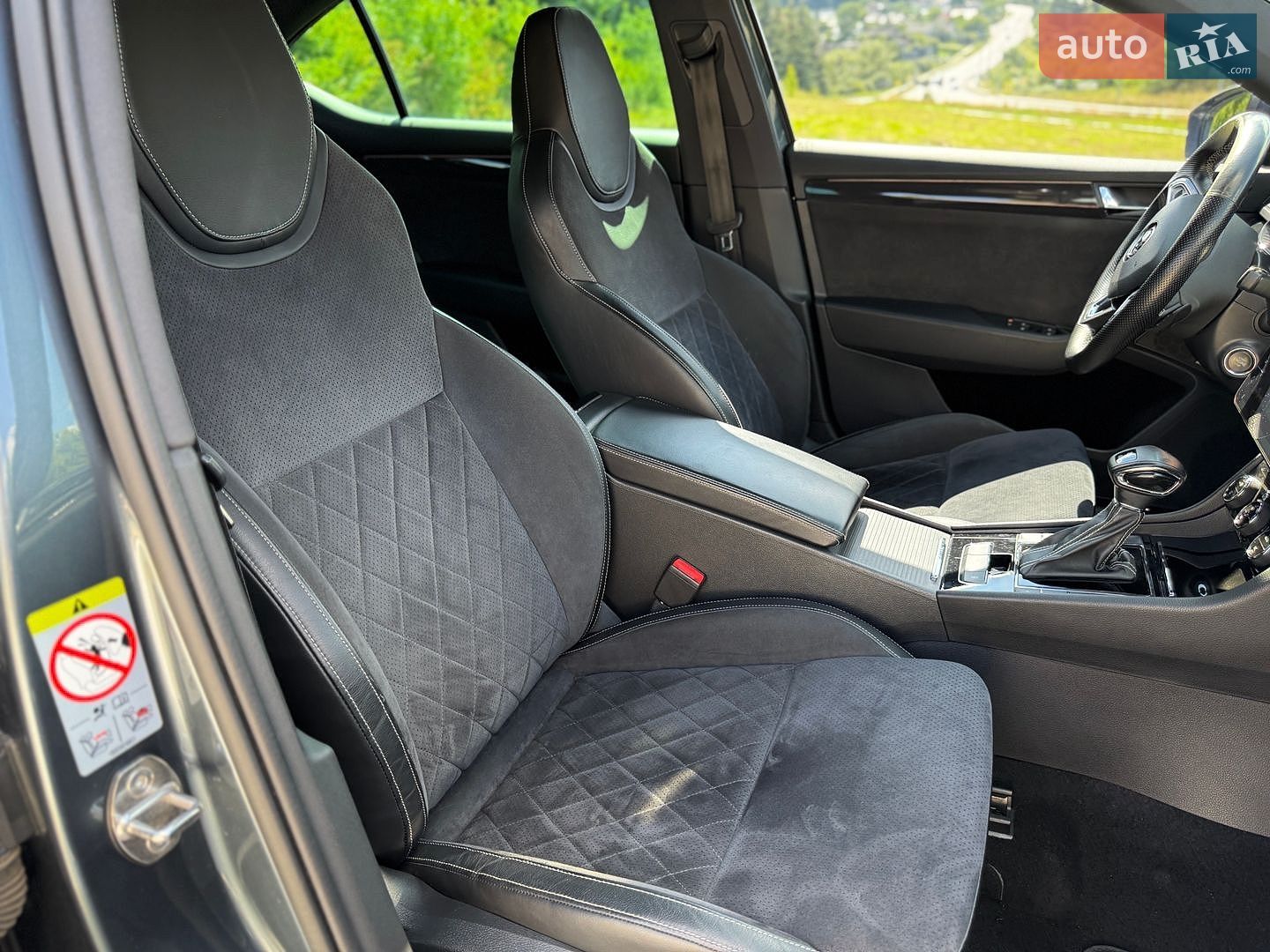 Skoda Superb 2018 VIN TMBCJ7NP8K7020161 фото оголошення 37 з 41