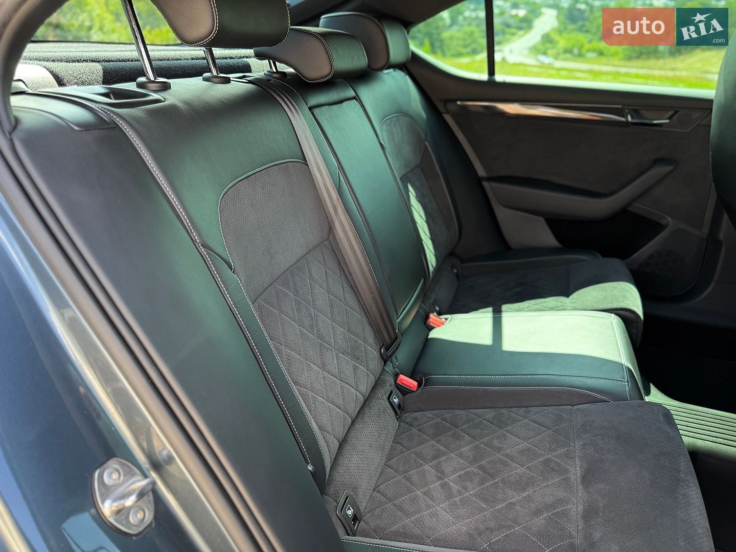 Skoda Superb 2018 VIN TMBCJ7NP8K7020161 фото оголошення 41 з 41
