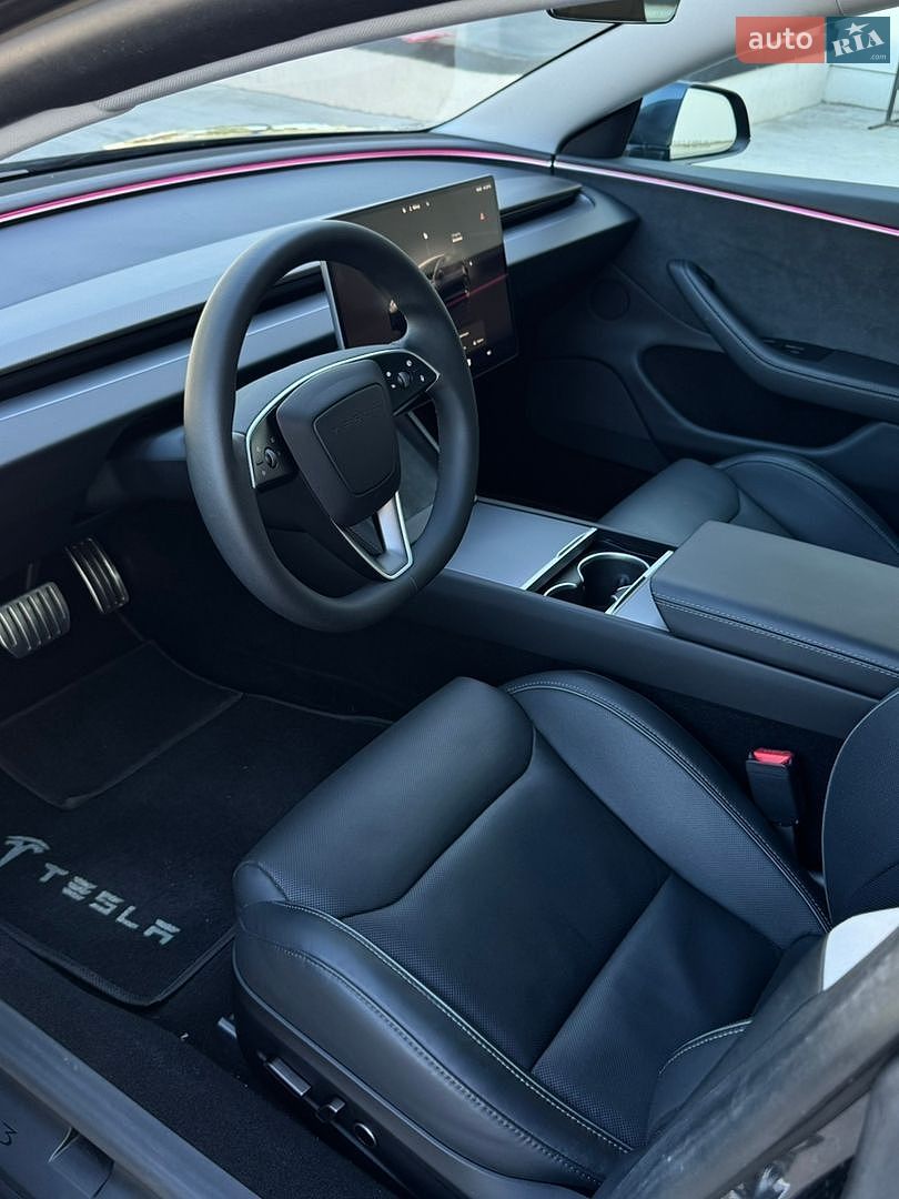 Tesla Model 3 2024 VIN 5YJ3E1ET6RF787428 фото оголошення 28 з 61