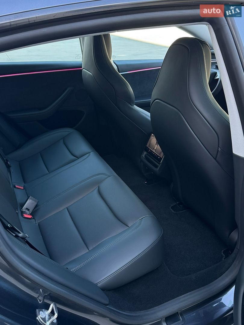 Tesla Model 3 2024 VIN 5YJ3E1ET6RF787428 фото оголошення 37 з 61