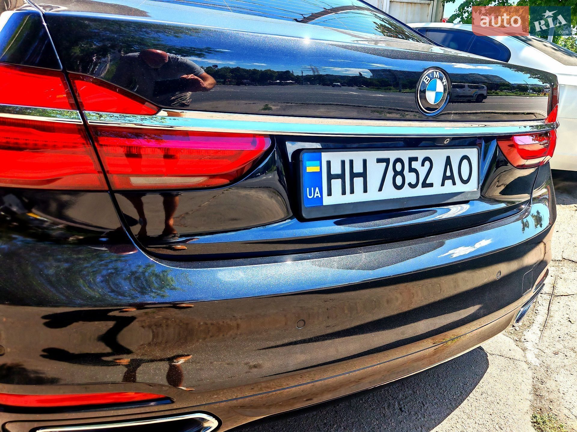 BMW 7 Series 2018 VIN WBA7E2C50KB218642 фото оголошення 18 з 30