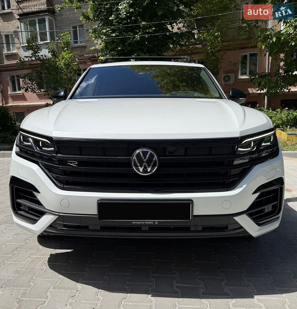 Volkswagen Touareg 2022 VIN WVGZZZCRZND020075 фото оголошення 2 з 55